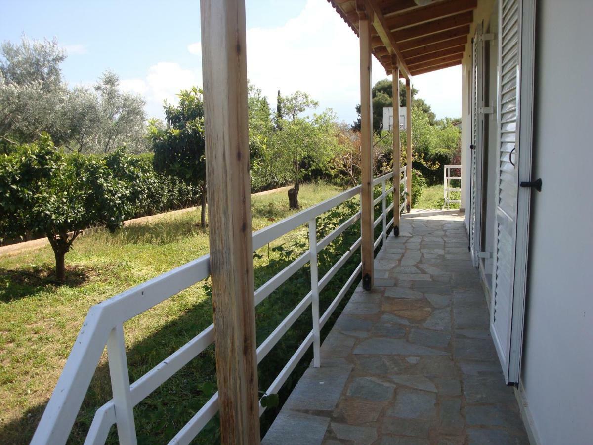 Three Bedroom Country House Magoula  المظهر الخارجي الصورة